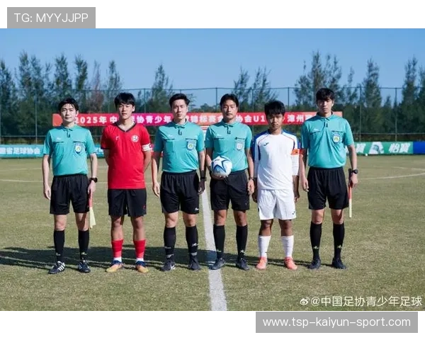 中国足球协会举办青少年赛事，中国青少年足球比赛